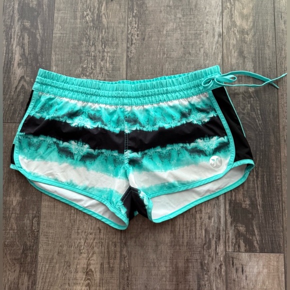Hurley Pants - Hurley teal and black boardwalk shorts XL